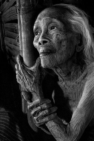 406 - waiting 2 - CHIEU Hoang Dinh - vietnam.jpg